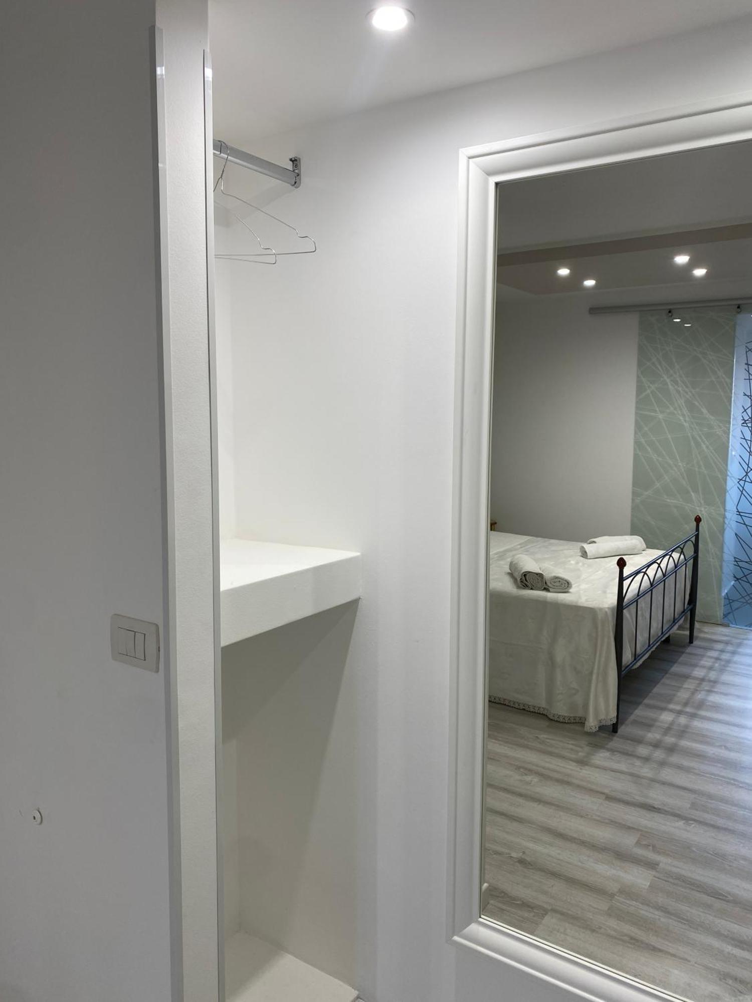 Bed and Breakfast Royal House Катания Экстерьер фото